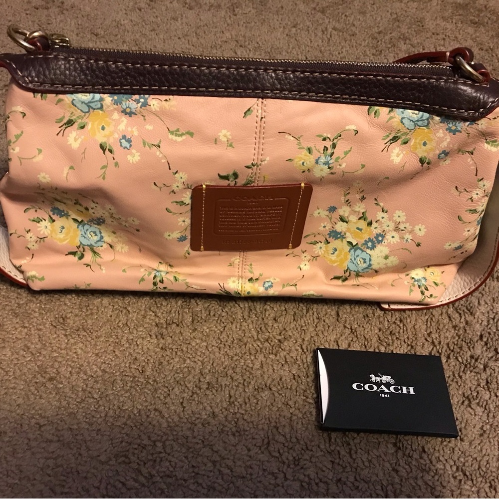 Coach Floral Hobo Leather 39 insert - Picture 7 of 7